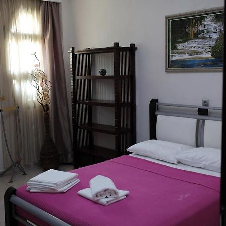 Irenes Apartment Kallithea  Buitenkant foto