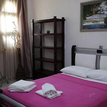 Irenes Apartment Kallithea  Buitenkant foto