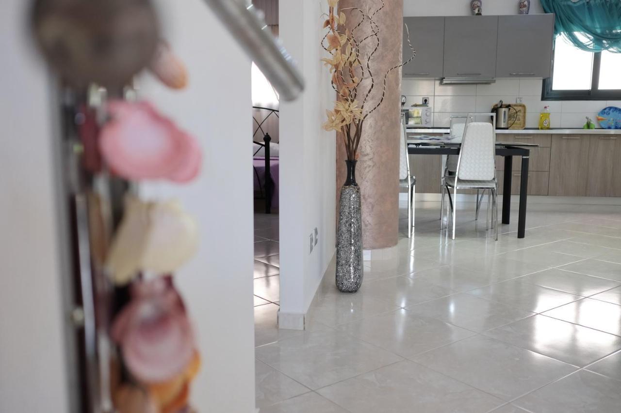 Irenes Apartment Kallithea  Buitenkant foto